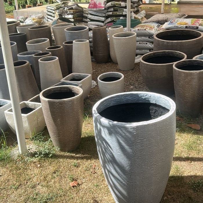 Vasos na Floricultura Shopping das Plantas
